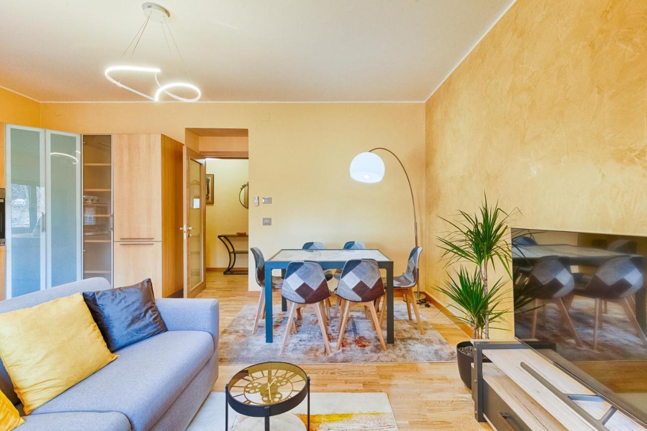 Frida Apartment Nuovo Luminoso Con Vista Aperta Triest Exterior foto