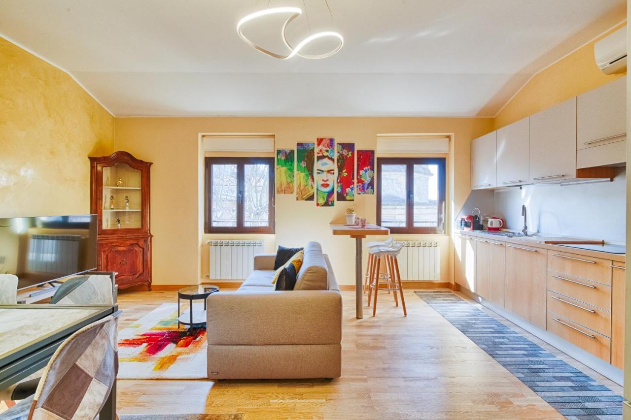 Frida Apartment Nuovo Luminoso Con Vista Aperta Triest Exterior foto