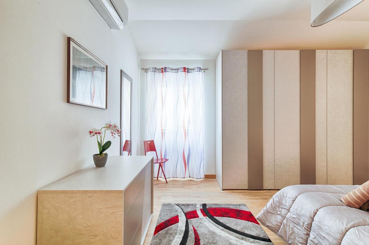 Frida Apartment Nuovo Luminoso Con Vista Aperta Triest Exterior foto